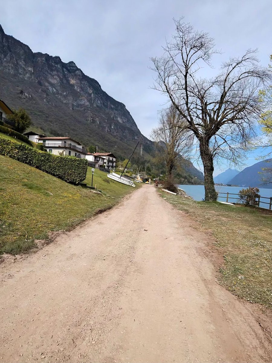The cycle path along Lake Idro heading toward Anfo
